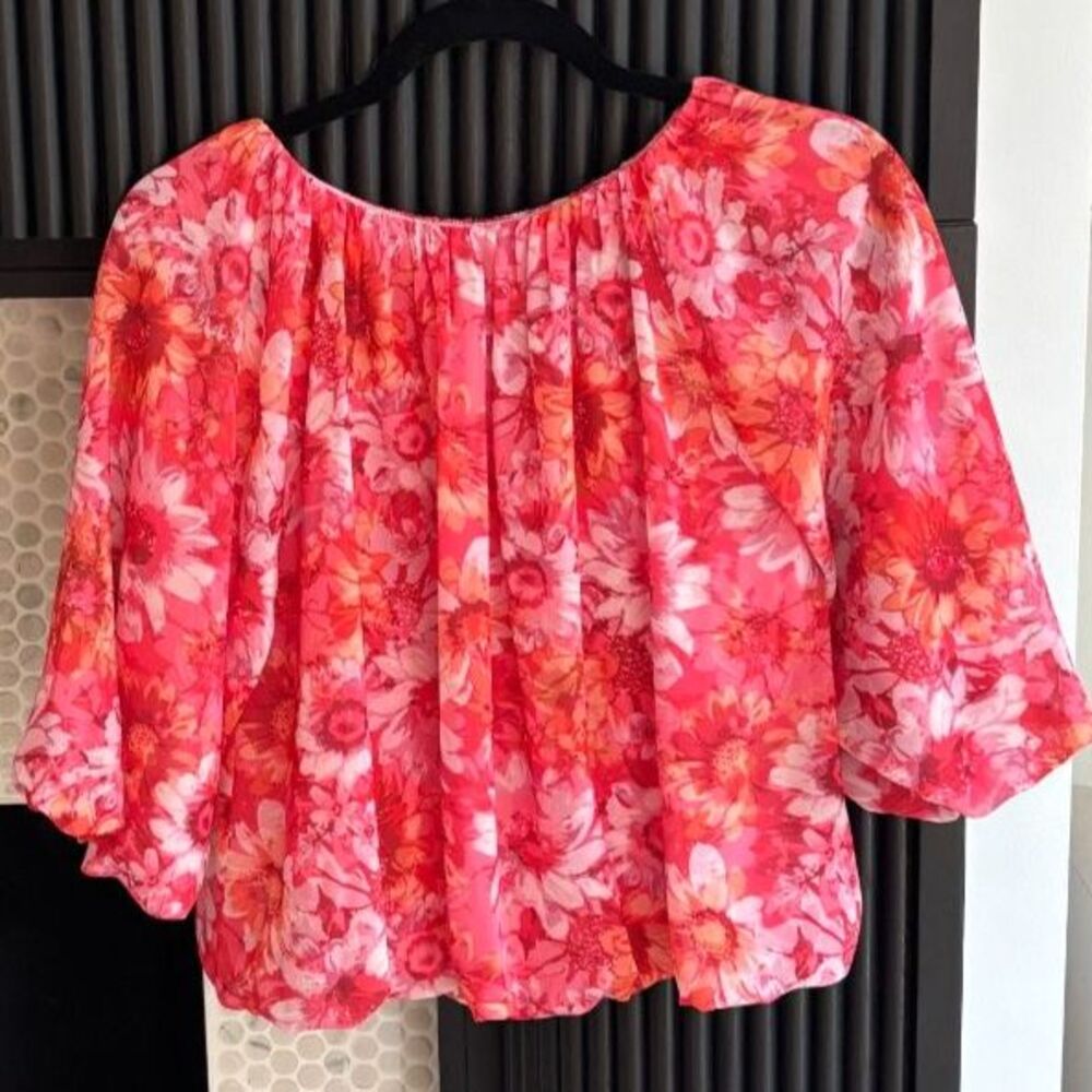 THML Pink Orange Floral Smocked Neck Bubble Sleeve Top Women's Size XS EUC